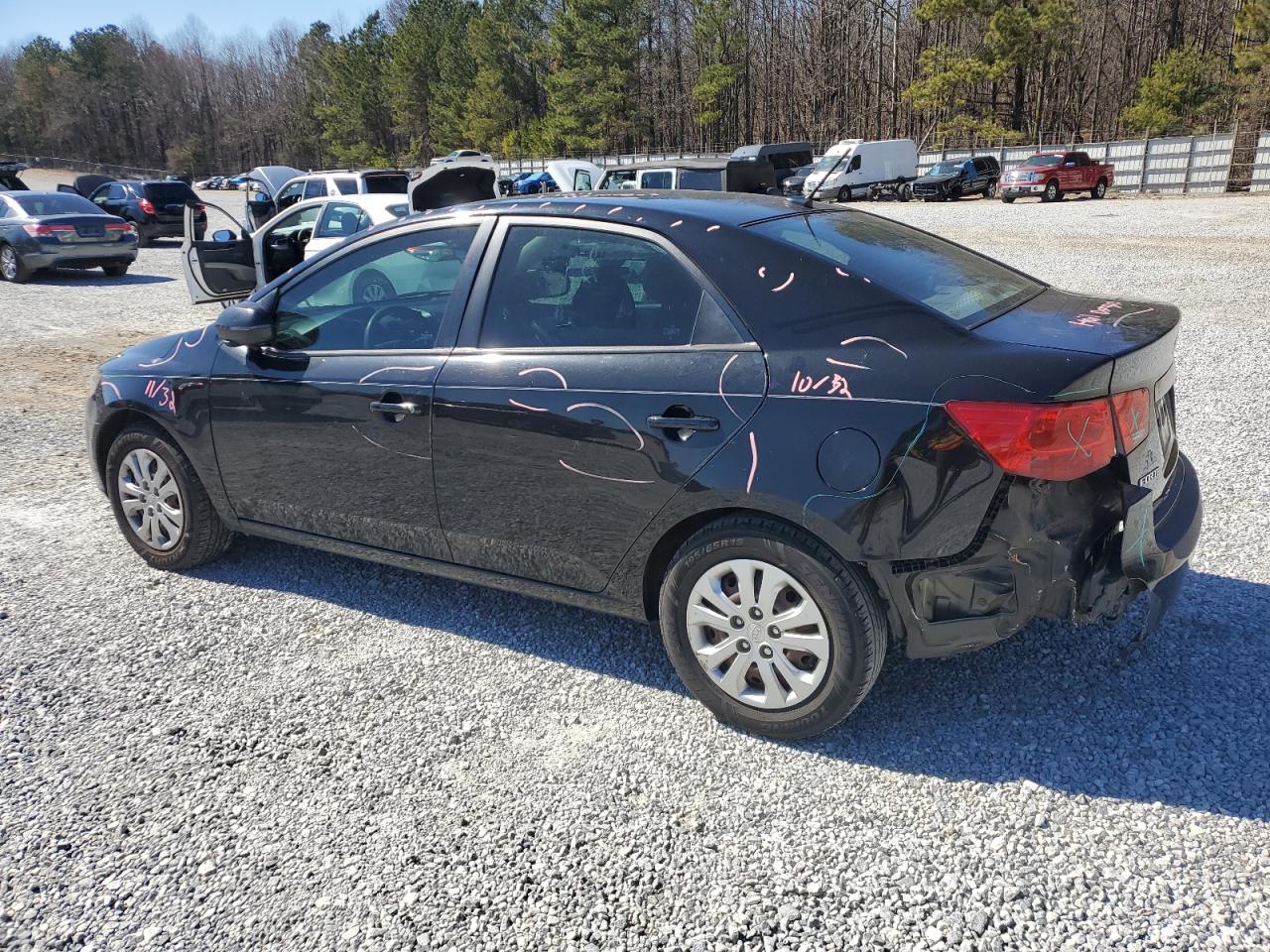 2013 Kia Forte - Image 2