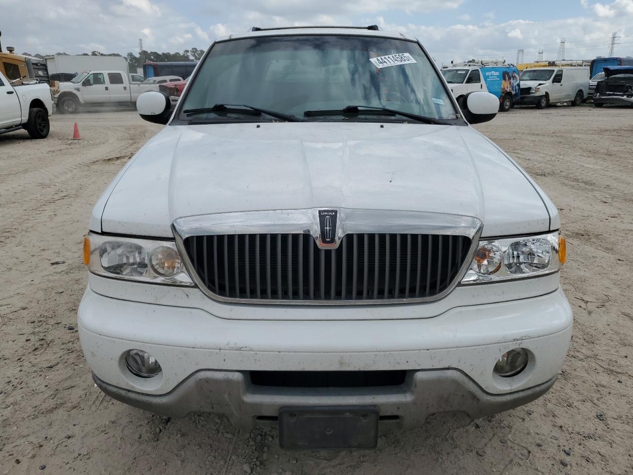 2001 Lincoln Navigator - Image 5