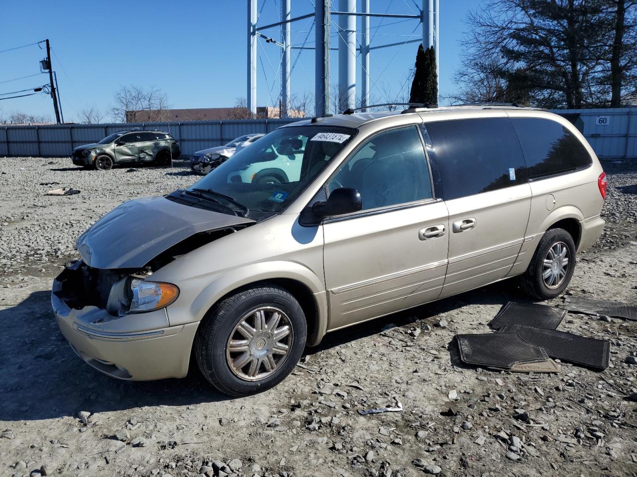 2005 Chrysler Town & Country - Image 1