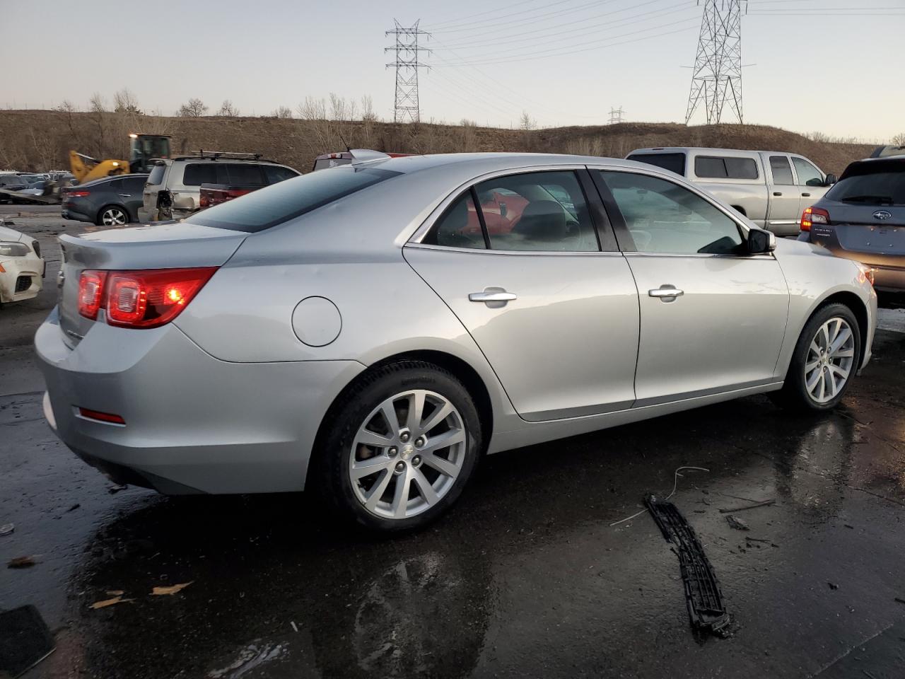 2016 Chevrolet Malibu - Image 3