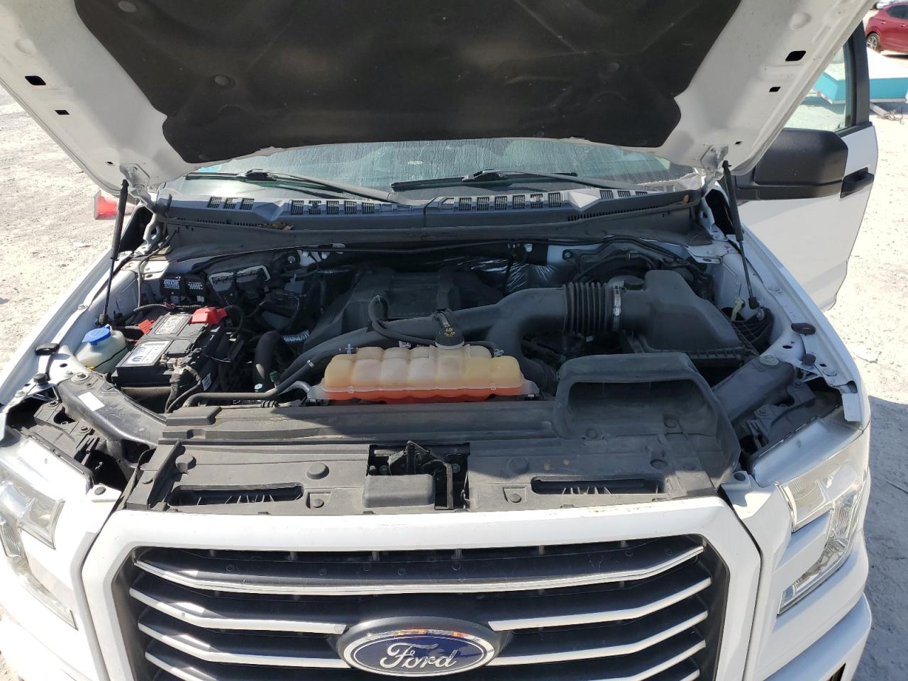 2017 Ford F-150 - Image 11