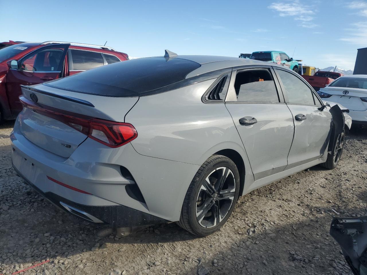 2021 Kia K5 - Image 3