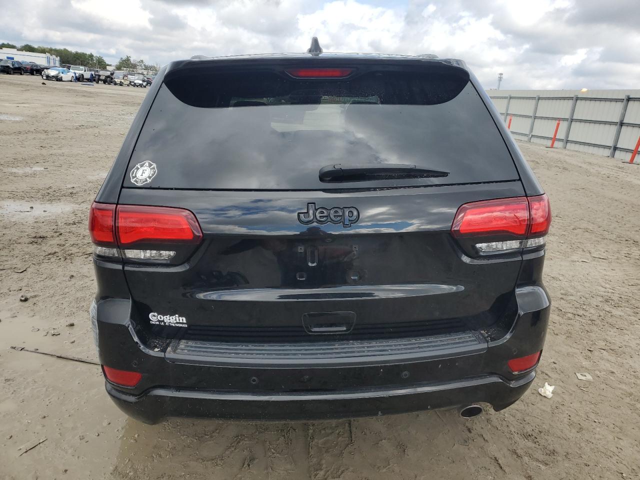 2020 Jeep Grand Cherokee - Image 6