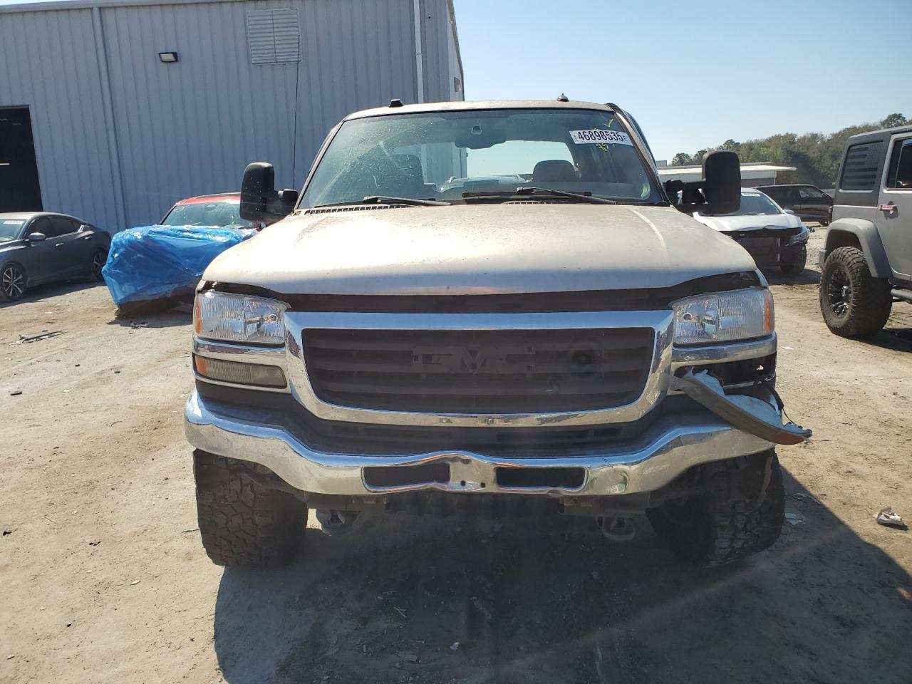 2004 GMC Sierra - Image 5