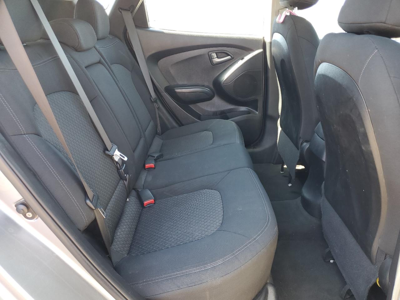 2011 Hyundai Tucson - Image 11