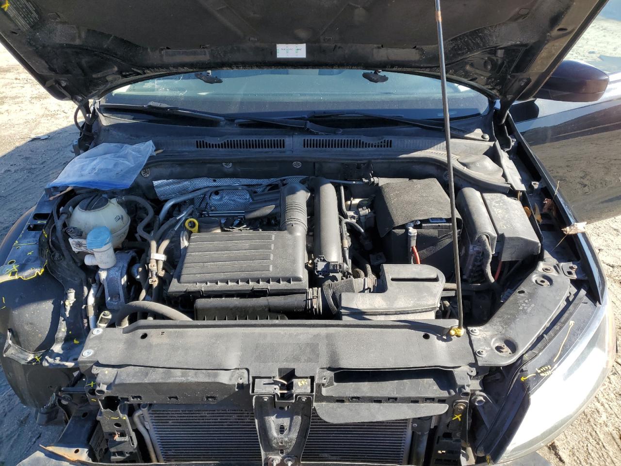2017 Volkswagen Jetta - Image 11