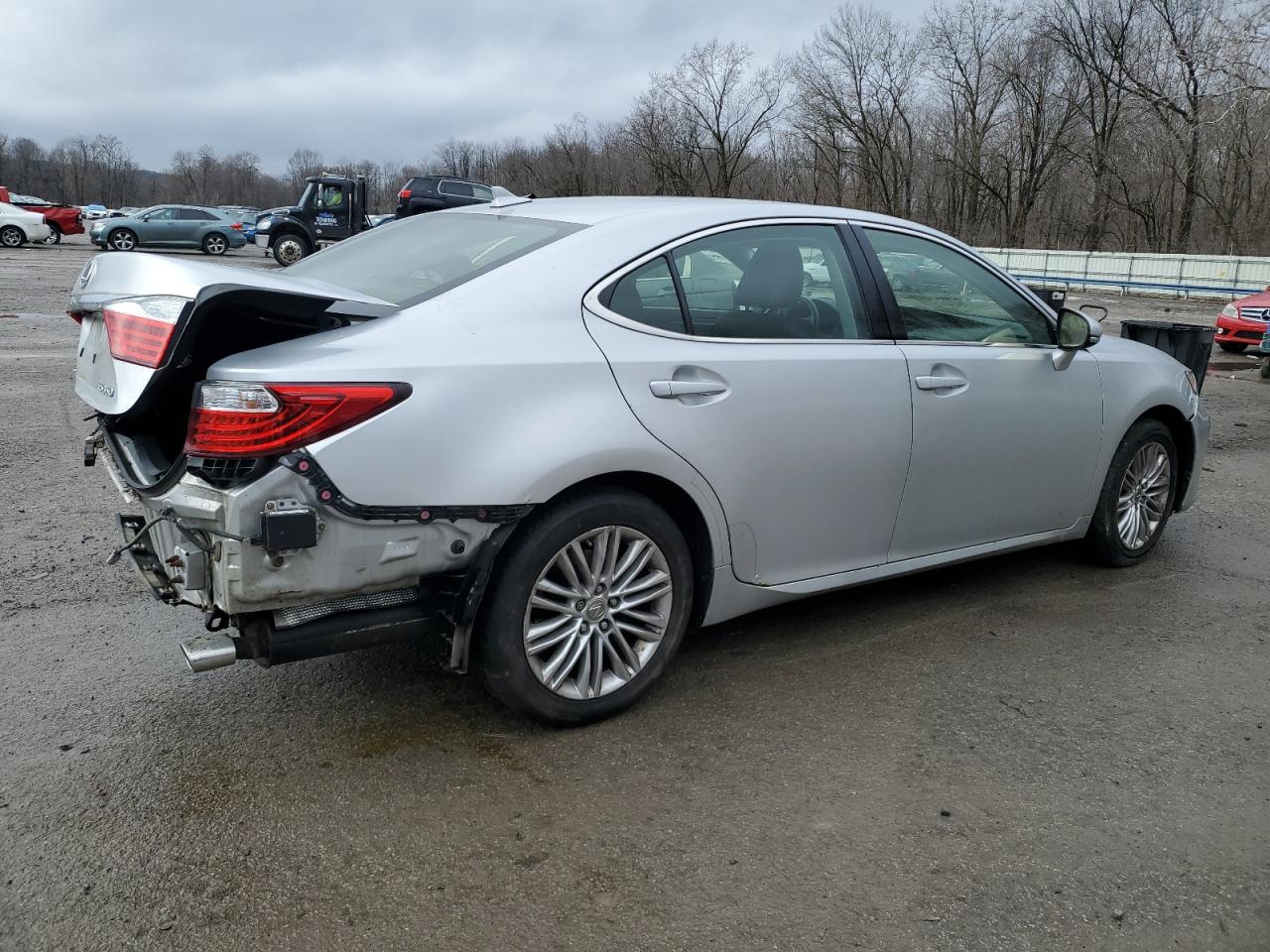 2013 Lexus ES - Image 3