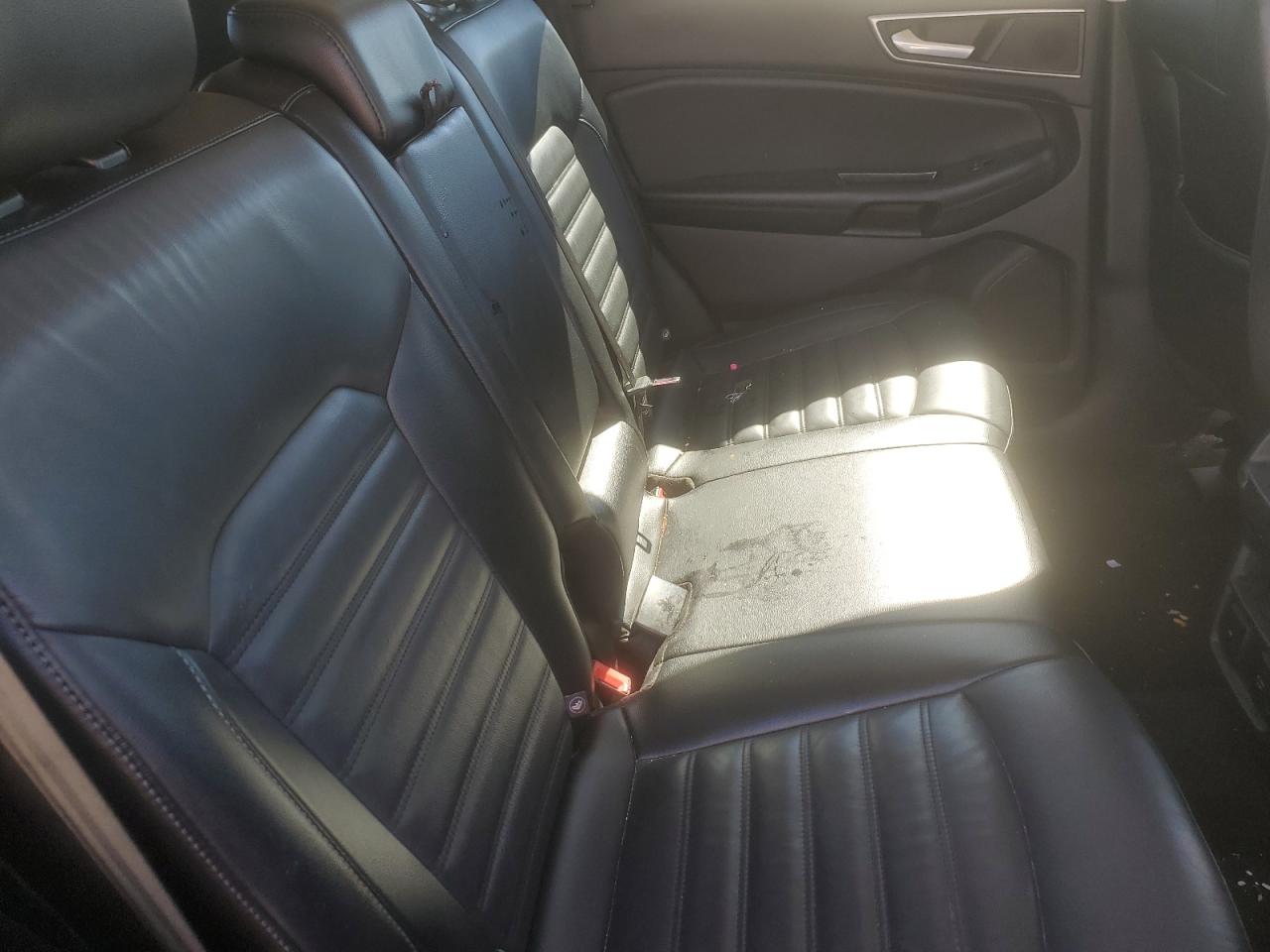 2017 Ford Edge - Image 10