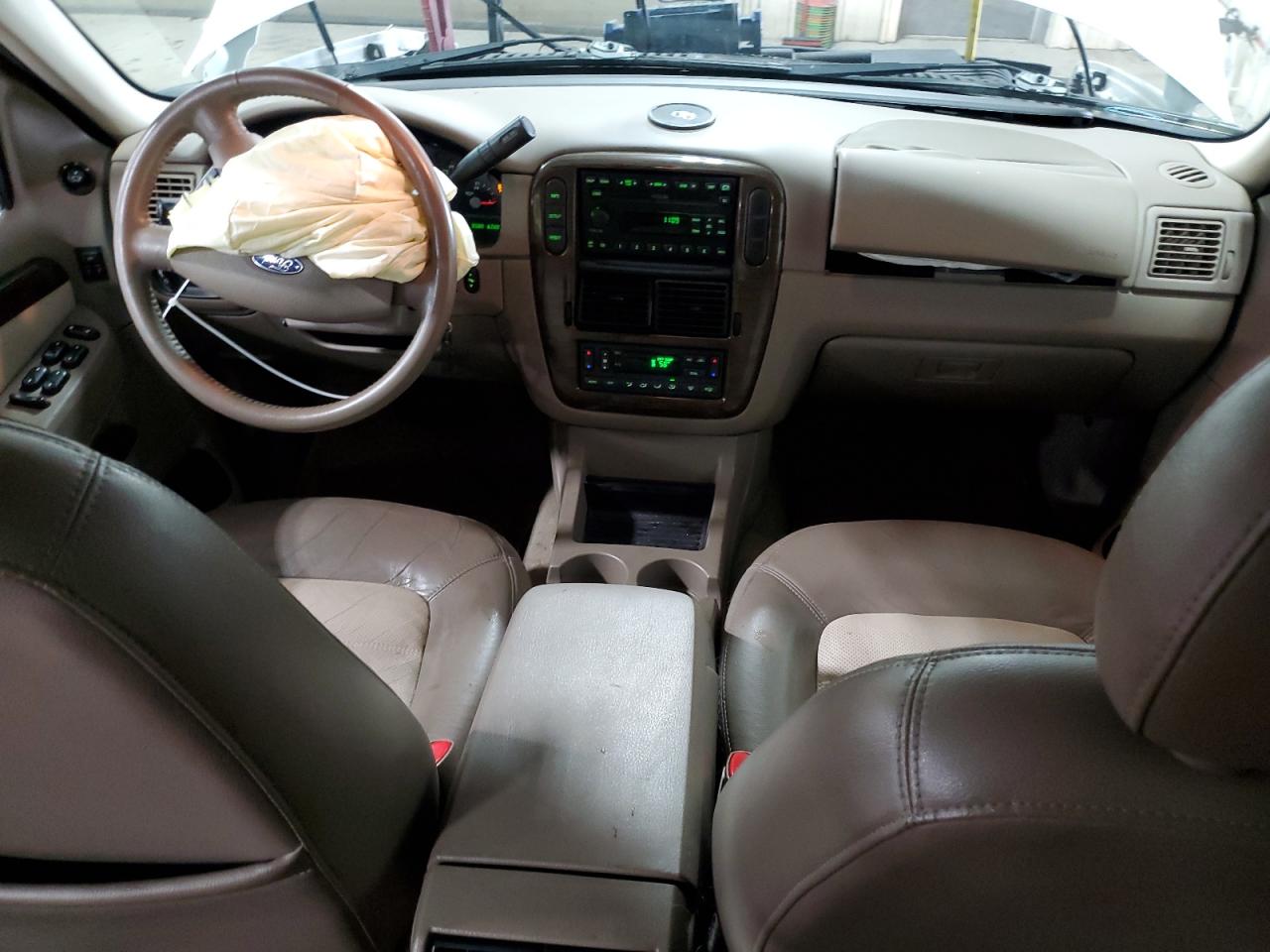 2003 Ford Explorer - Image 8