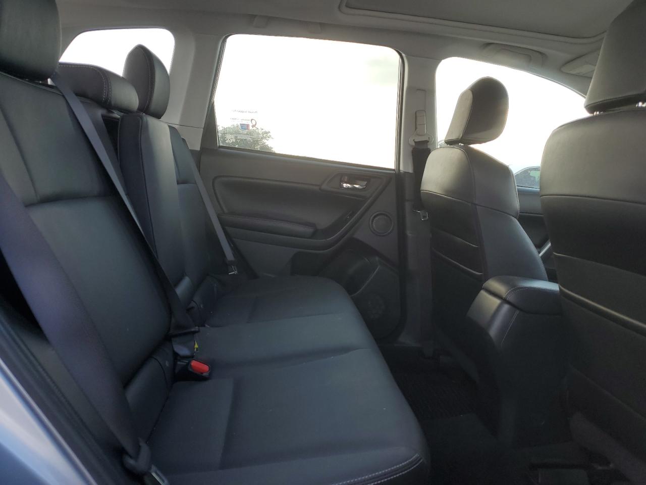 2016 Subaru Forester - Image 11