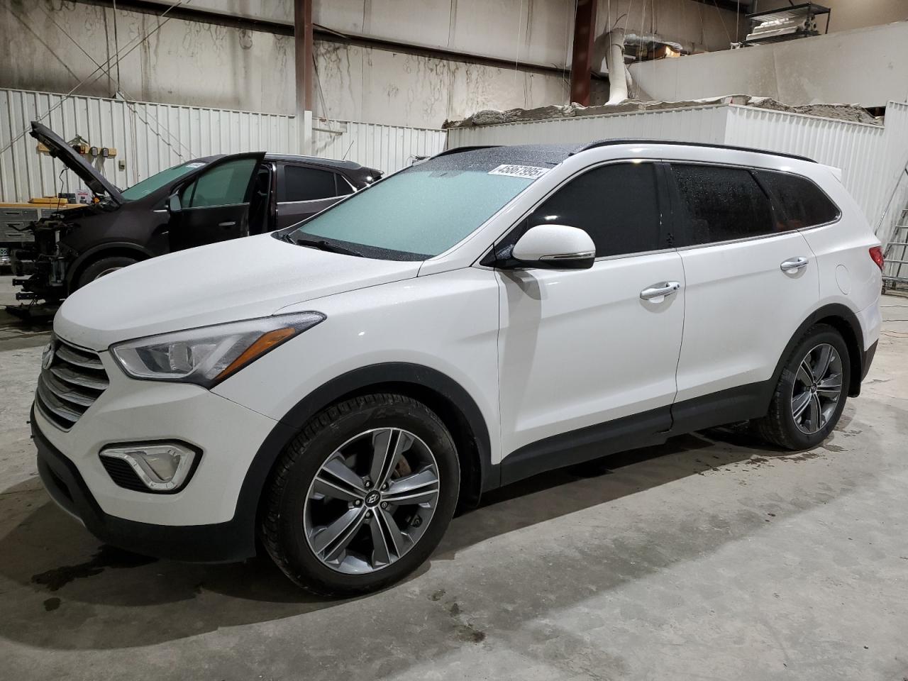 2015 Hyundai Santa Fe - Image 1