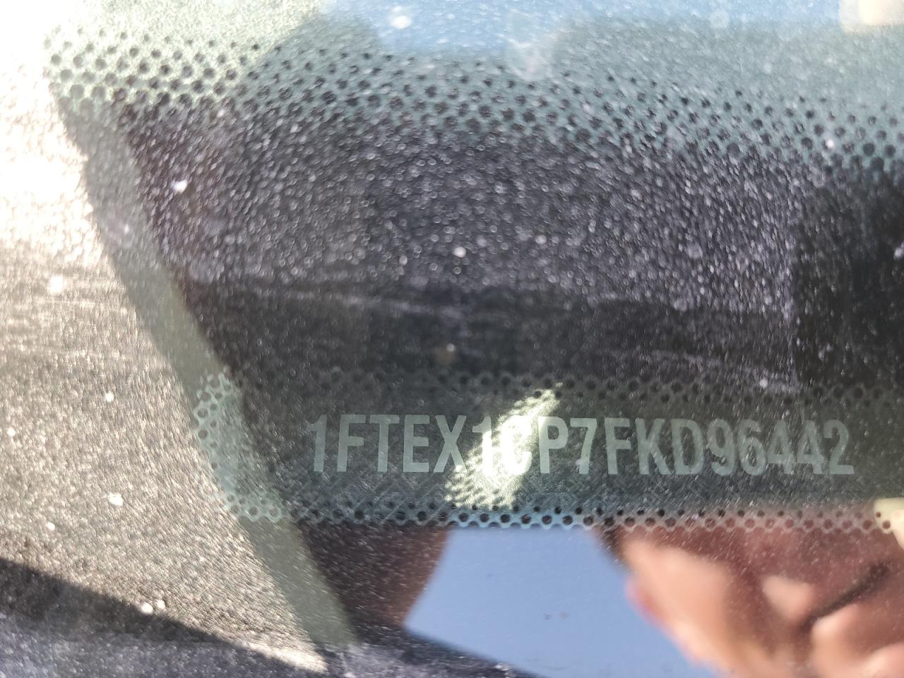 2015 Ford F-150 - Image 12