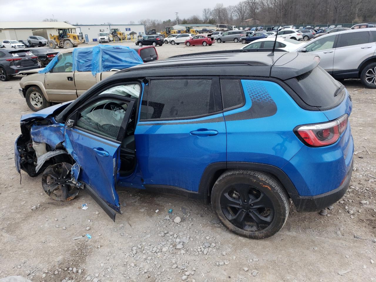 2018 Jeep Compass - Image 2