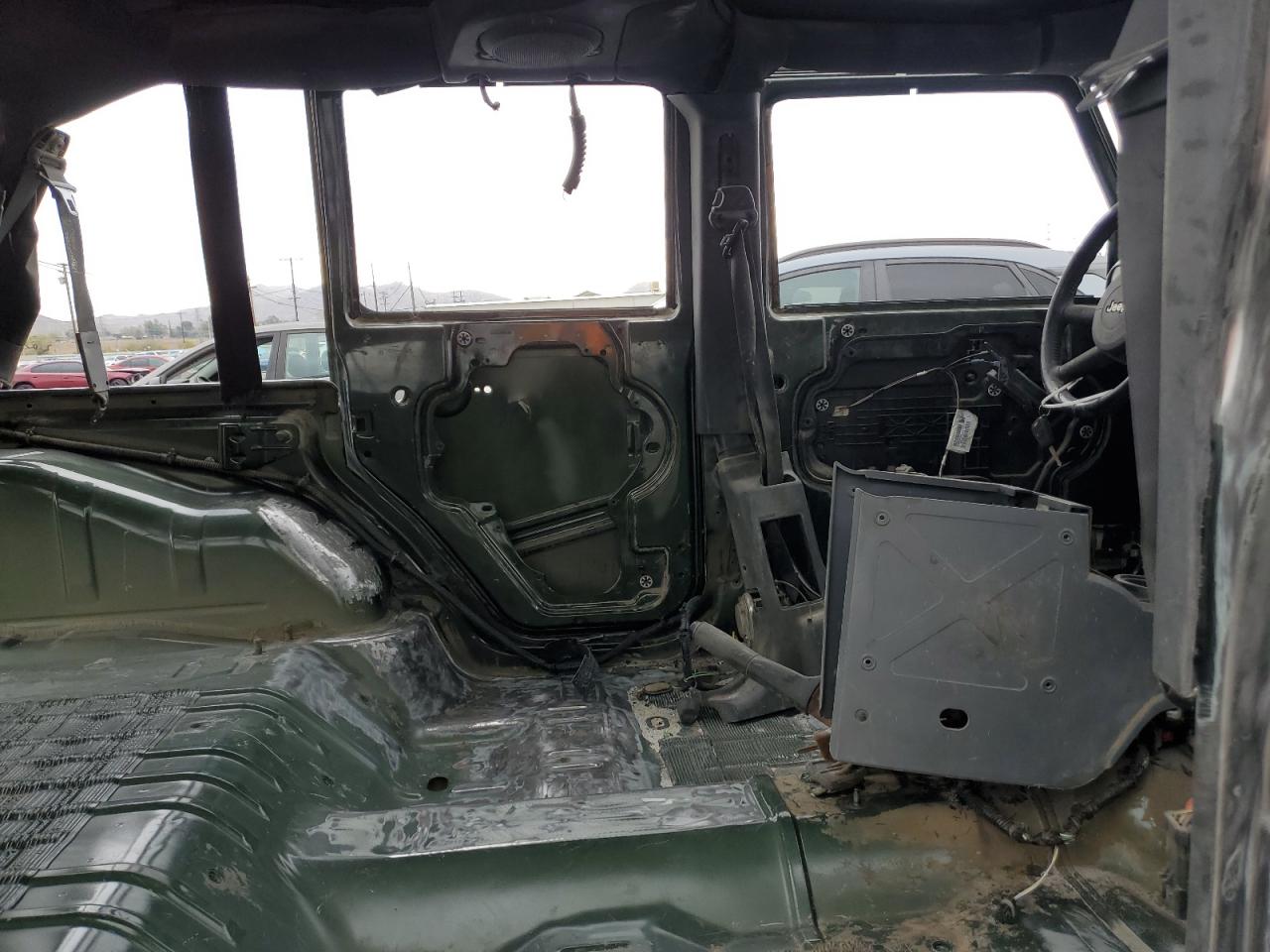 2007 Jeep Wrangler - Image 11
