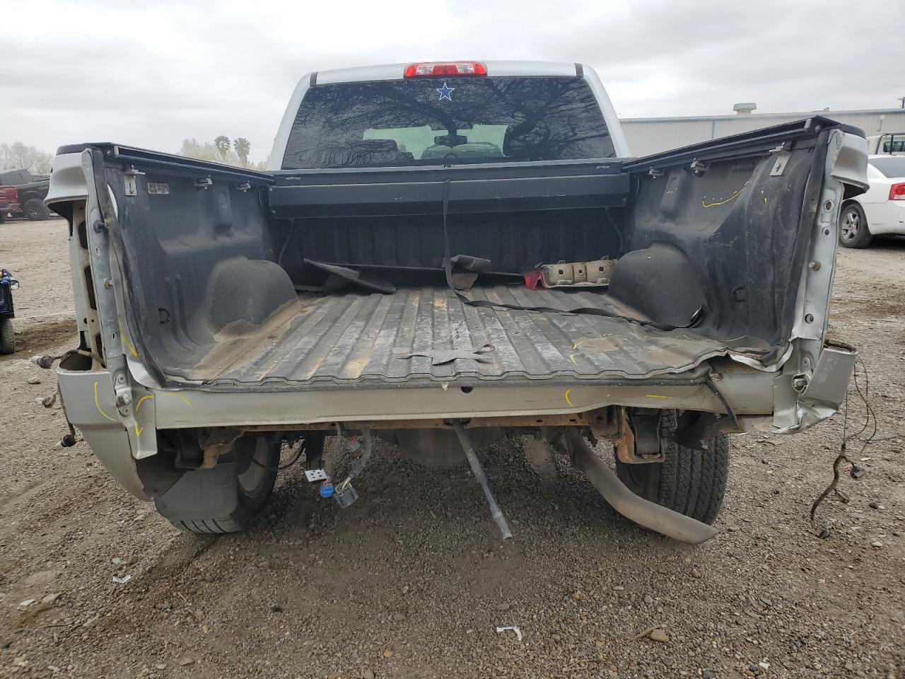 2015 Chevrolet Silverado - Image 6