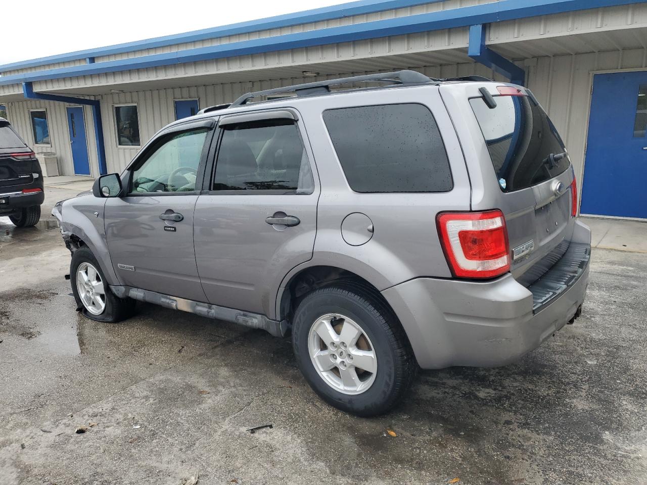 2008 Ford Escape - Image 2