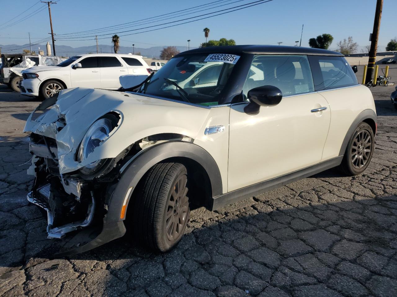 2020 MINI Cooper - Image 1