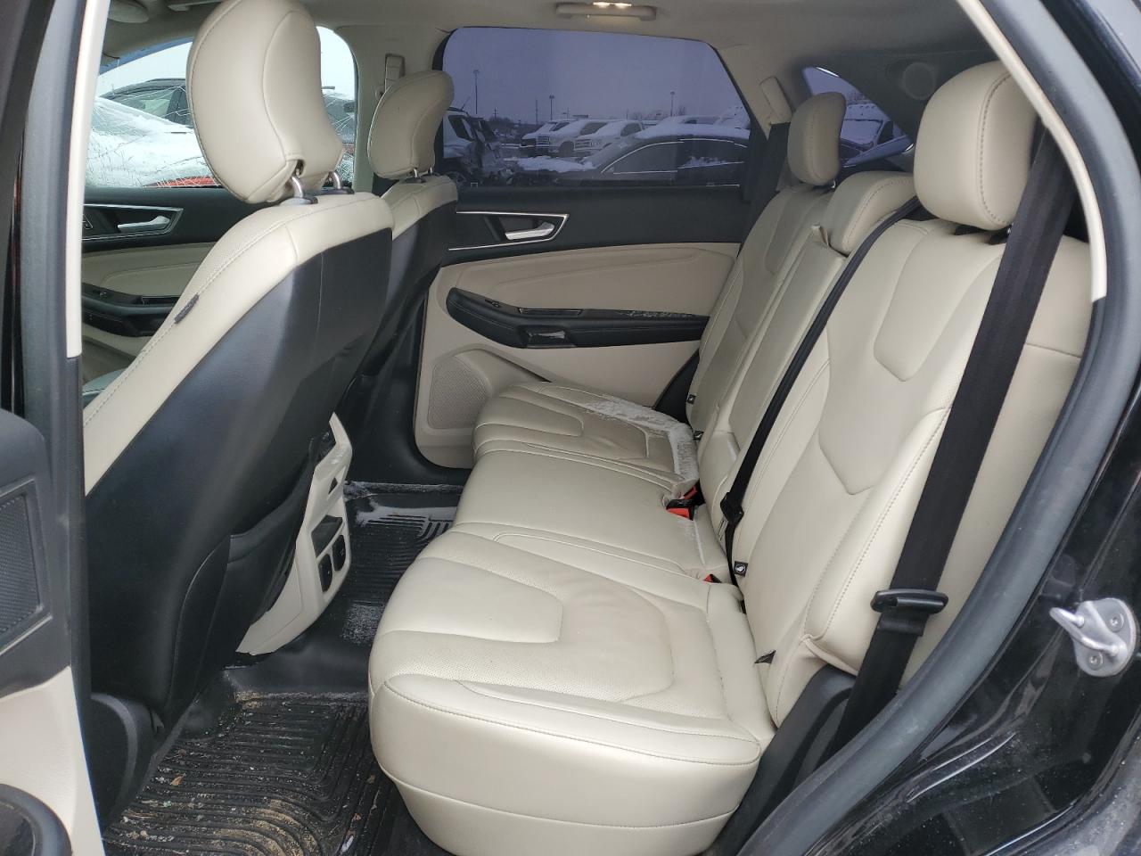 2017 Ford Edge - Image 10