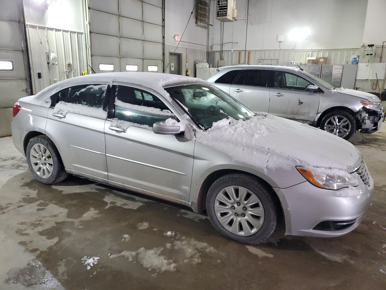 2012 Chrysler 200 - Image 4