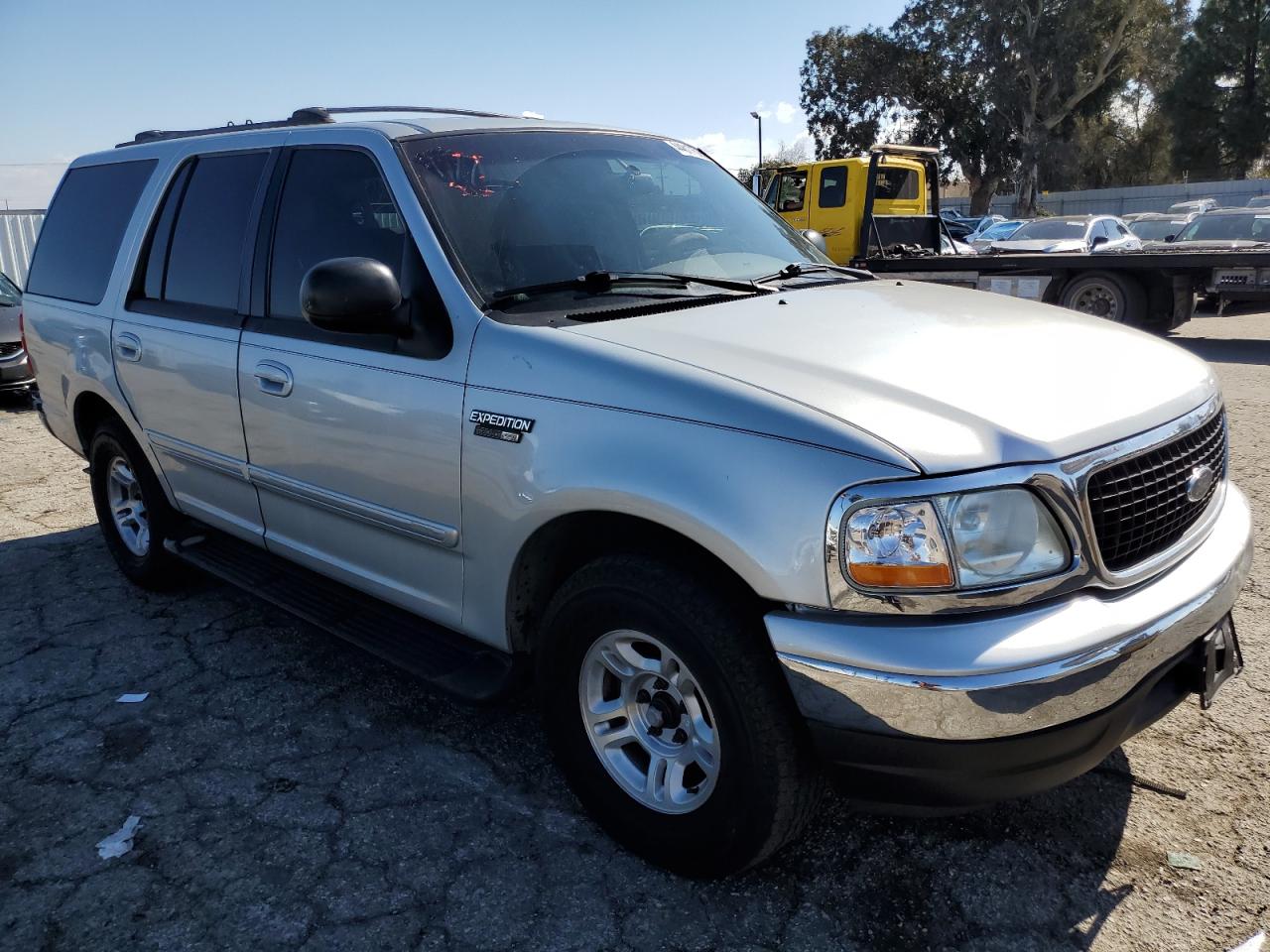 2000 Ford Expedition - Image 4
