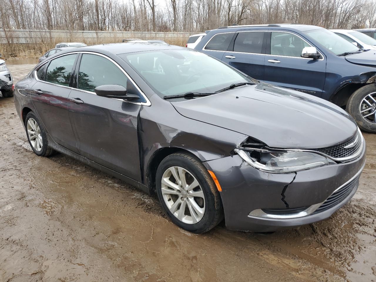 2015 Chrysler 200 - Image 4