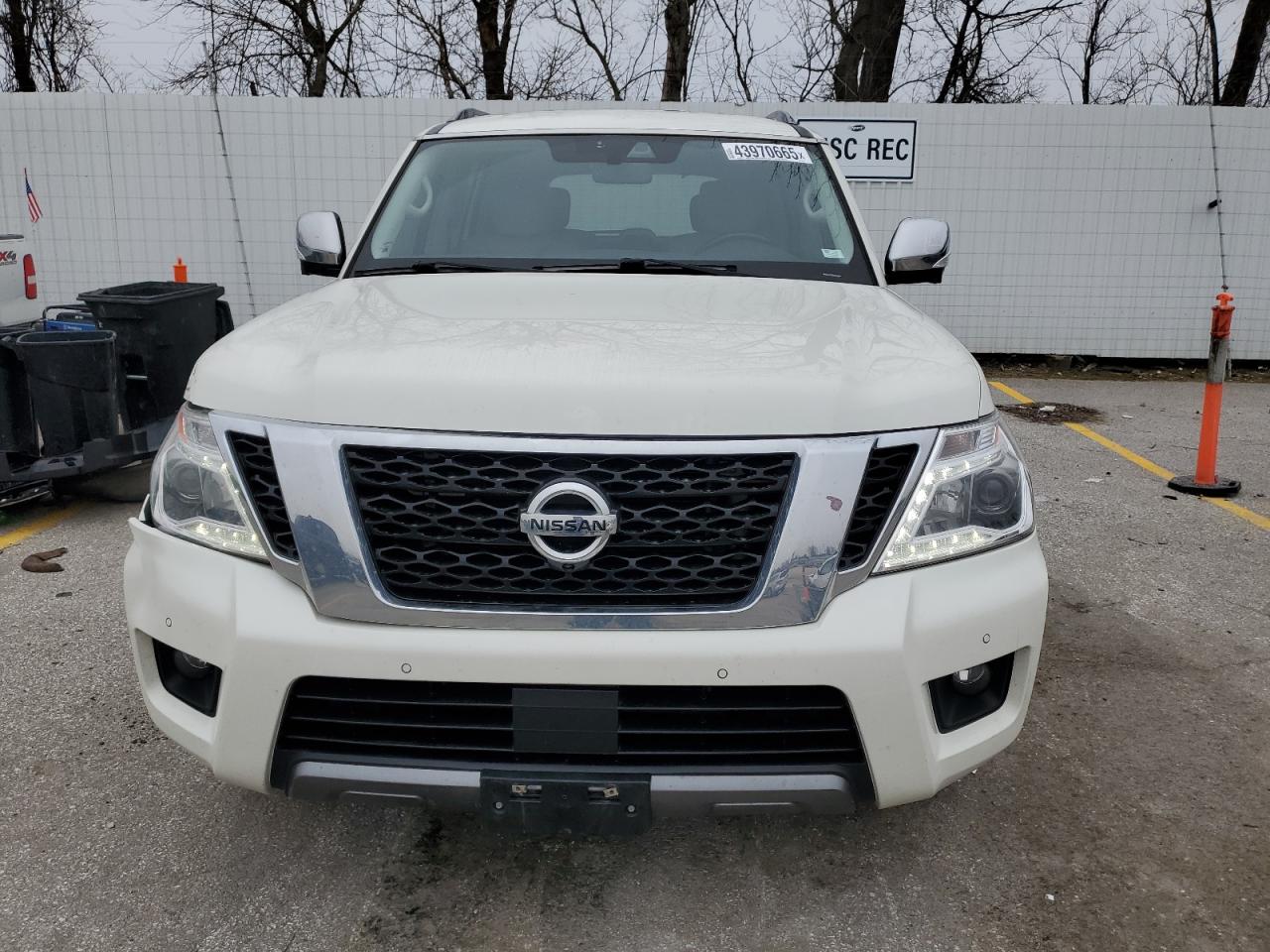 2019 Nissan Armada - Image 6