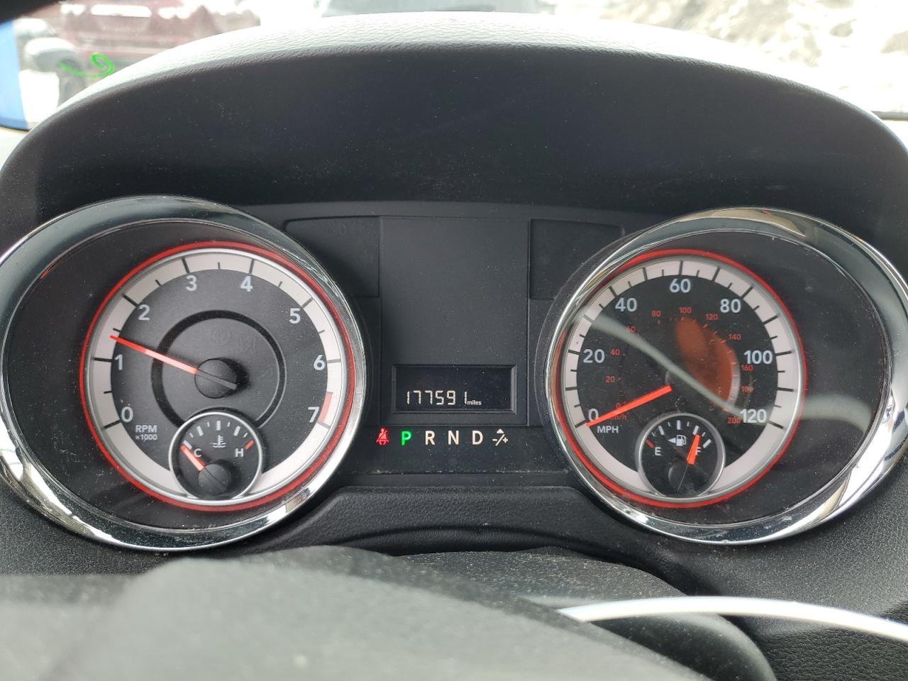 2013 Dodge Caravan - Image 9