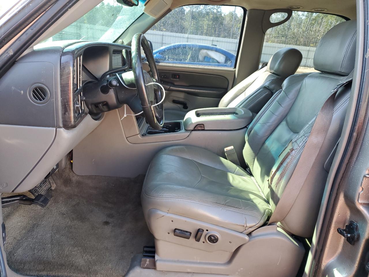 2003 GMC Yukon - Image 7