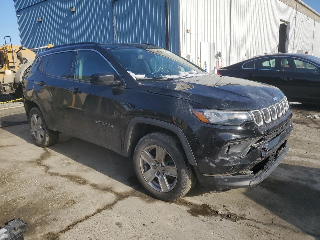 2022 Jeep Compass - Image 4