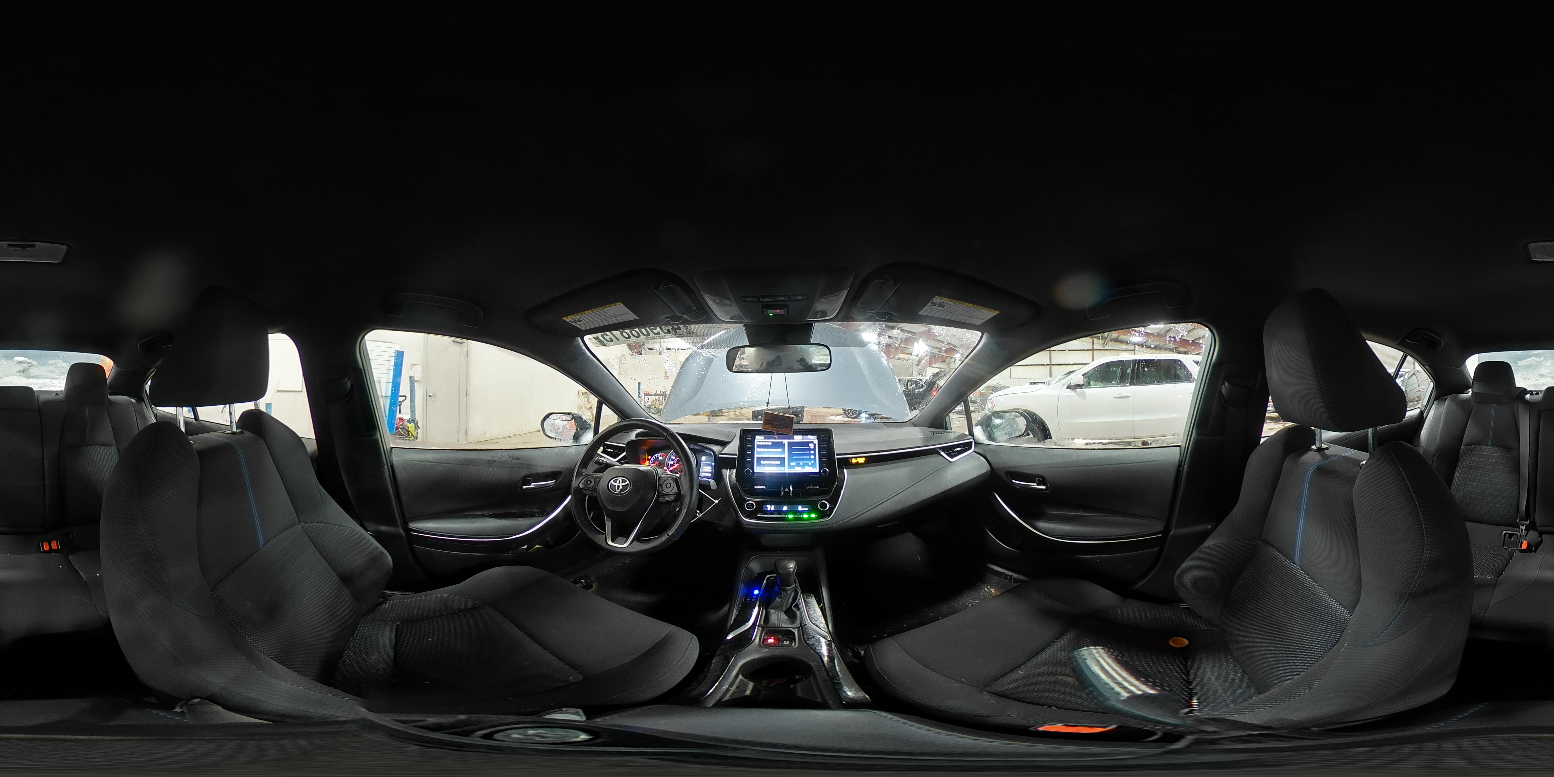 2021 Toyota Corolla - Image 12