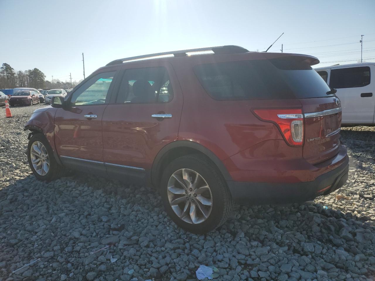 2015 Ford Explorer - Image 2