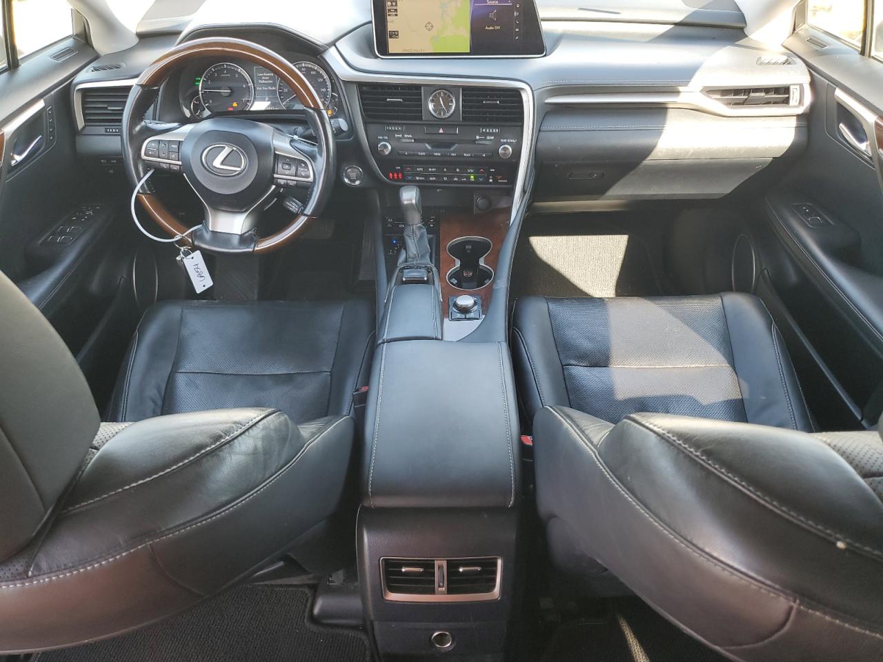 2017 Lexus RX - Image 8