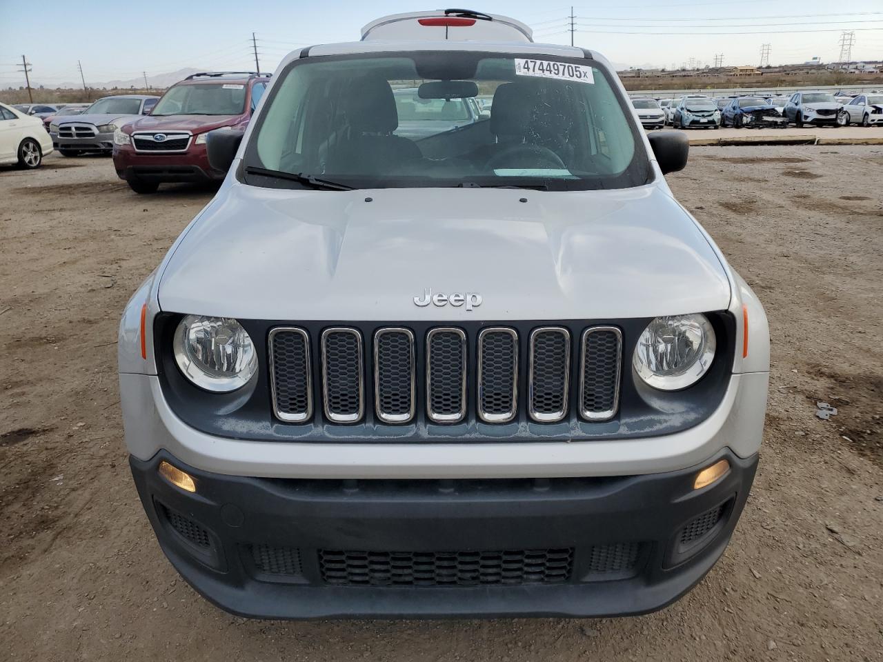 2017 Jeep Renegade - Image 5