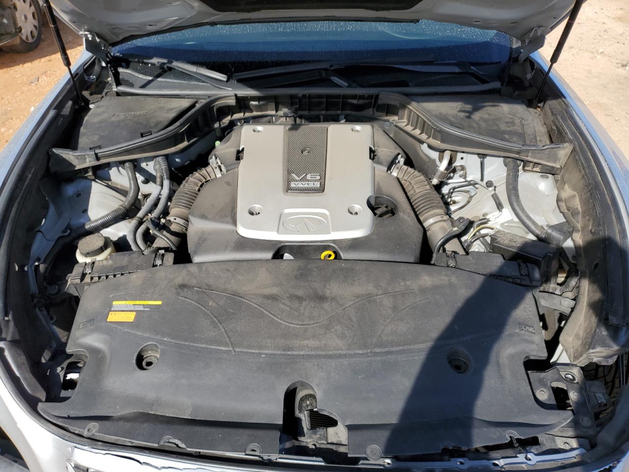 2013 Infiniti M - Image 11