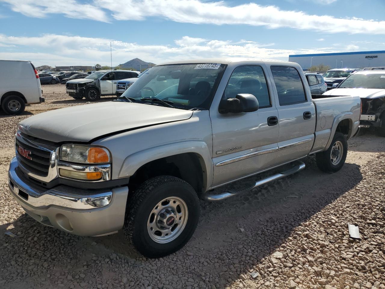 2005 GMC Sierra - Image 1