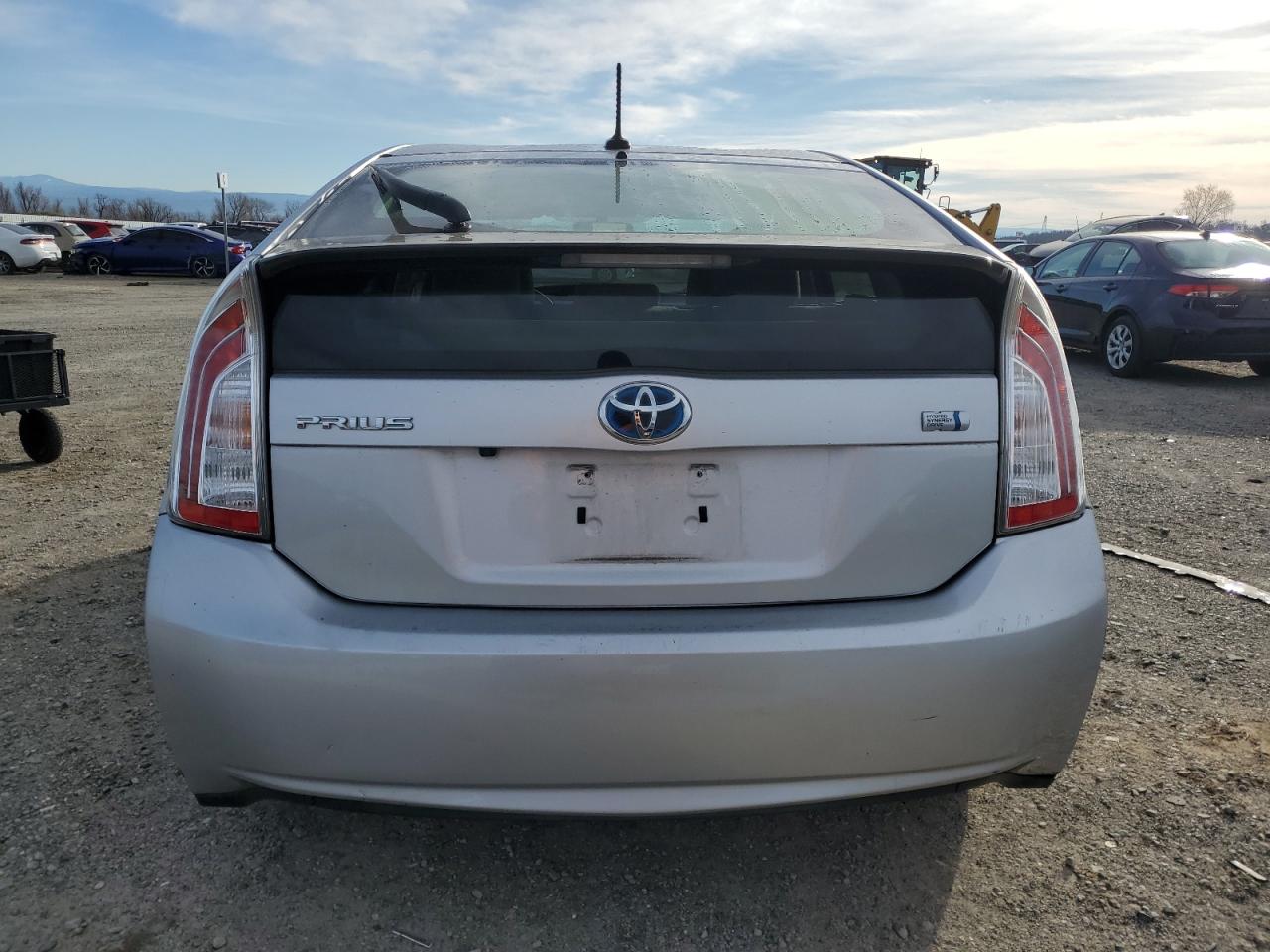 2015 Toyota Prius - Image 6