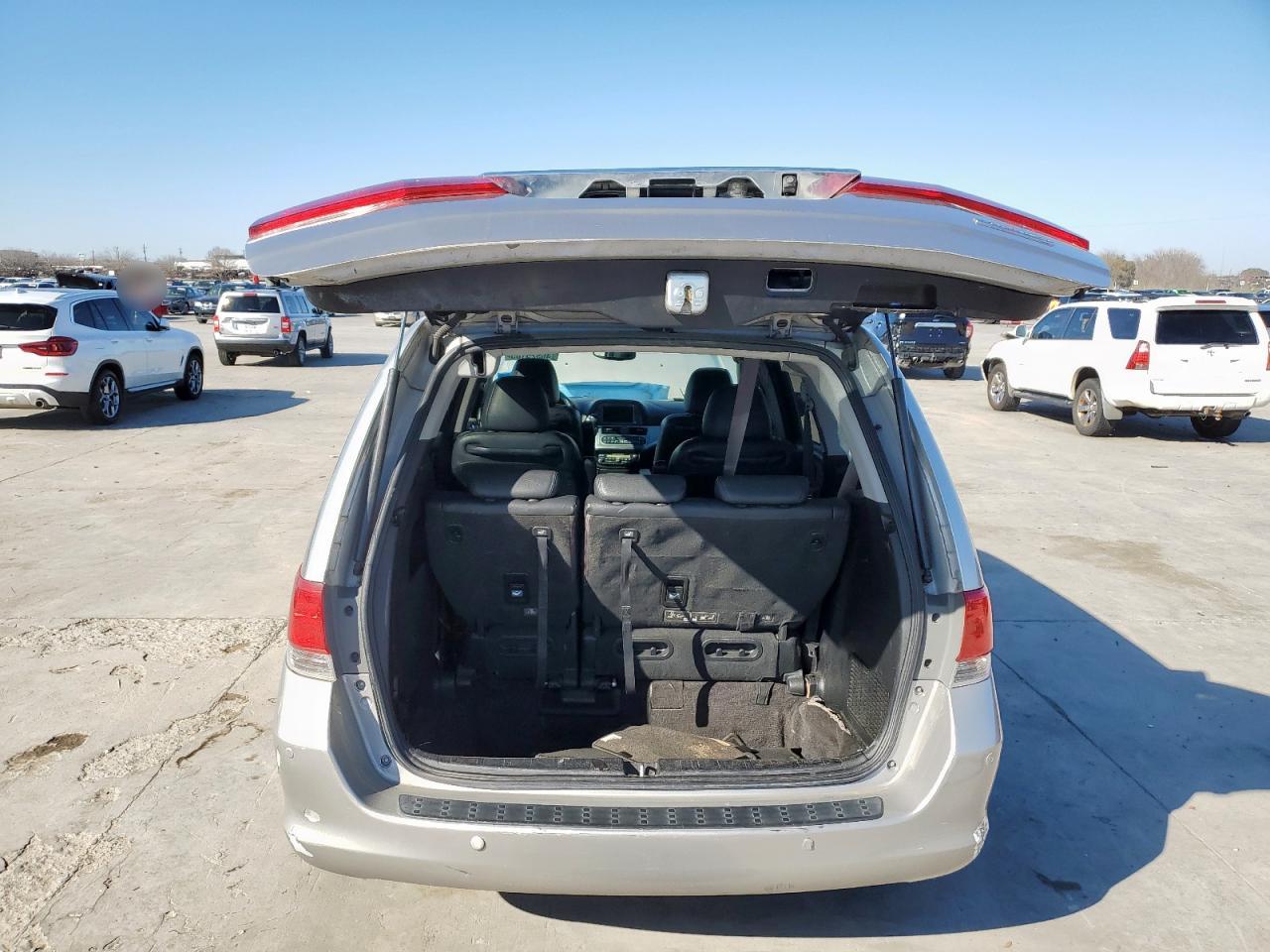 2009 Honda Odyssey - Image 6