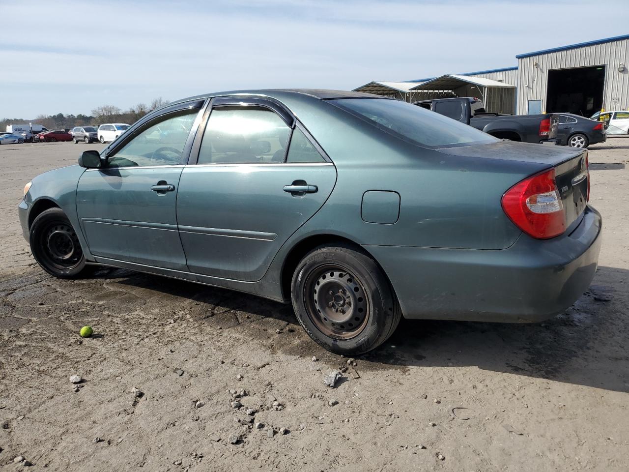 2004 Toyota Camry - Image 2
