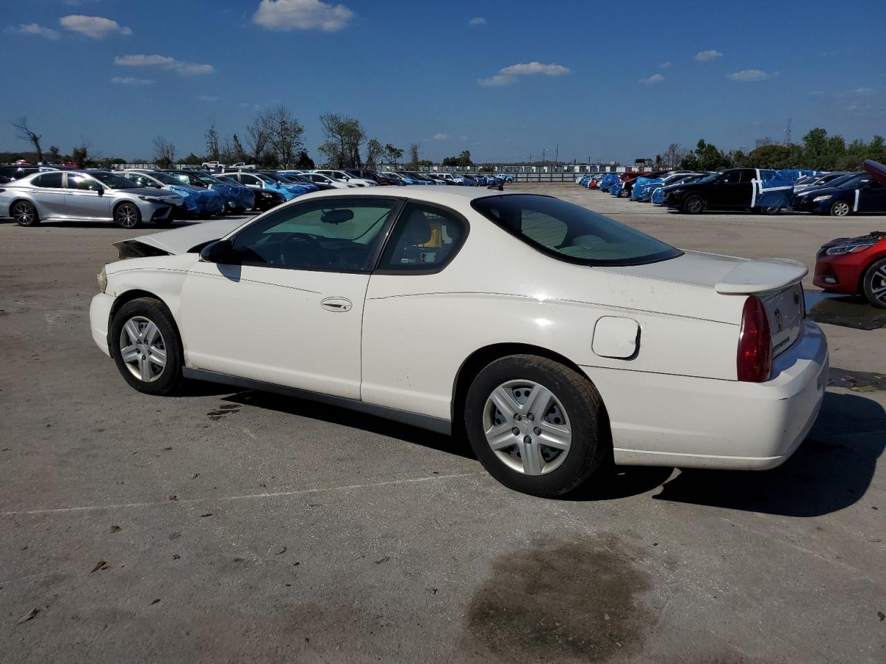 2006 Chevrolet Monte Carlo - Image 2