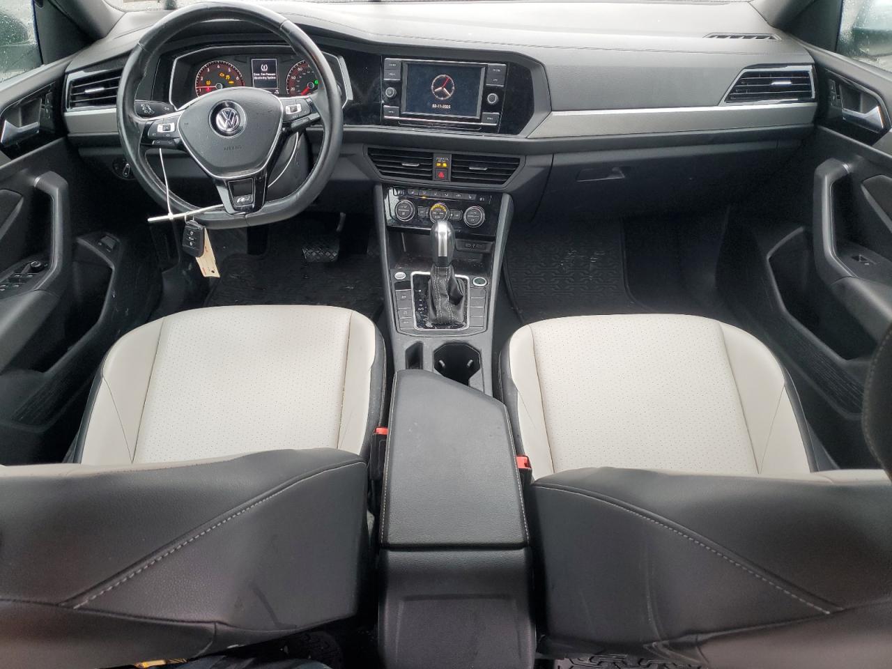 2021 Volkswagen Jetta - Image 8