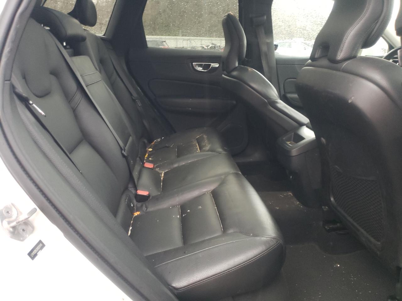 2019 Volvo XC60 - Image 11