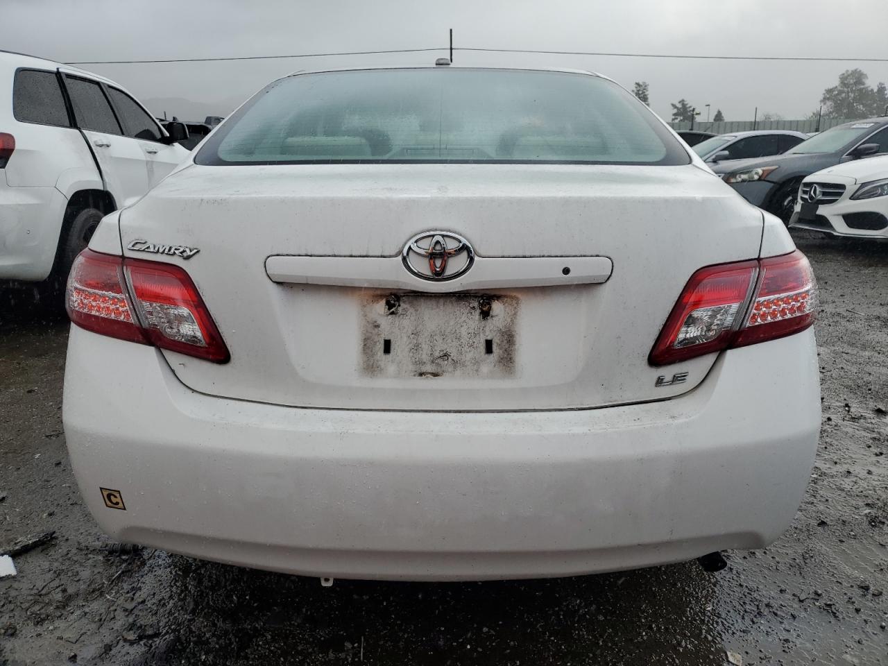 2010 Toyota Camry - Image 6