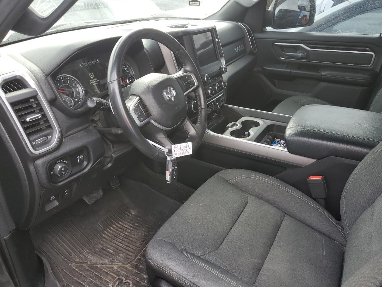 2021 RAM 1500 - Image 7