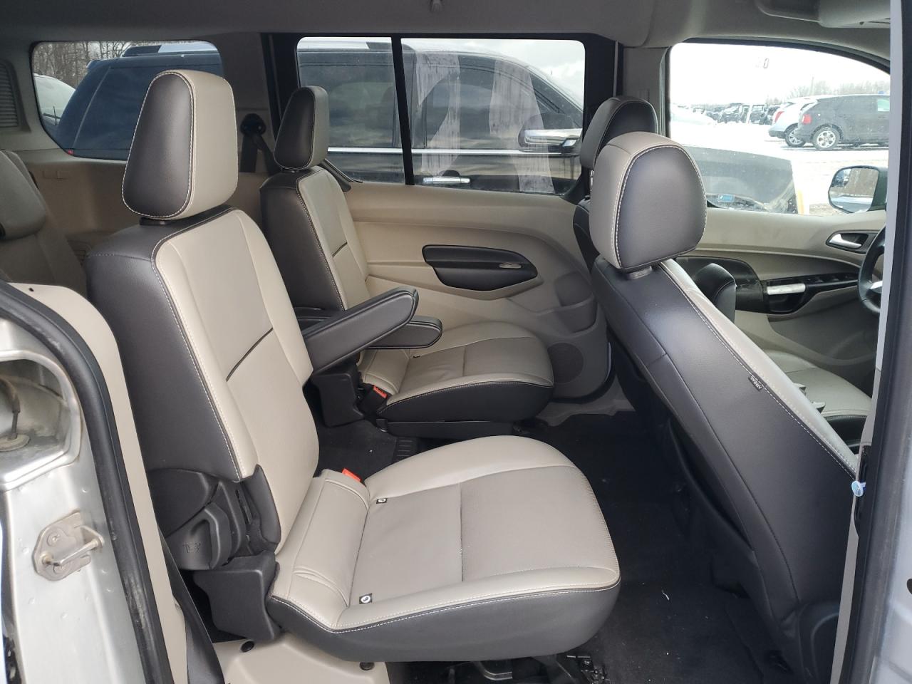 2017 Ford Transit - Image 11