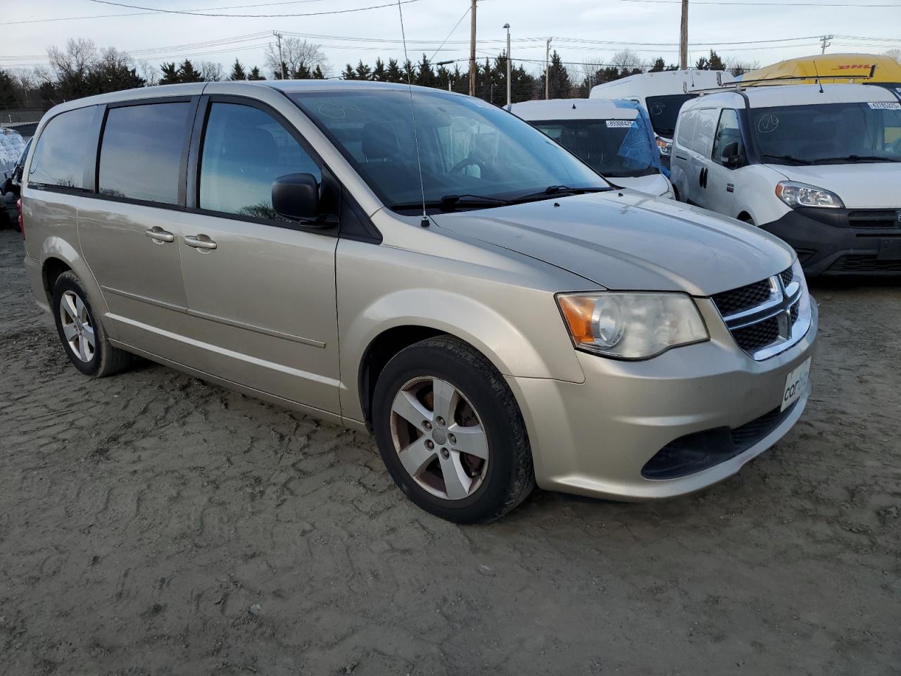2013 Dodge Caravan - Image 4