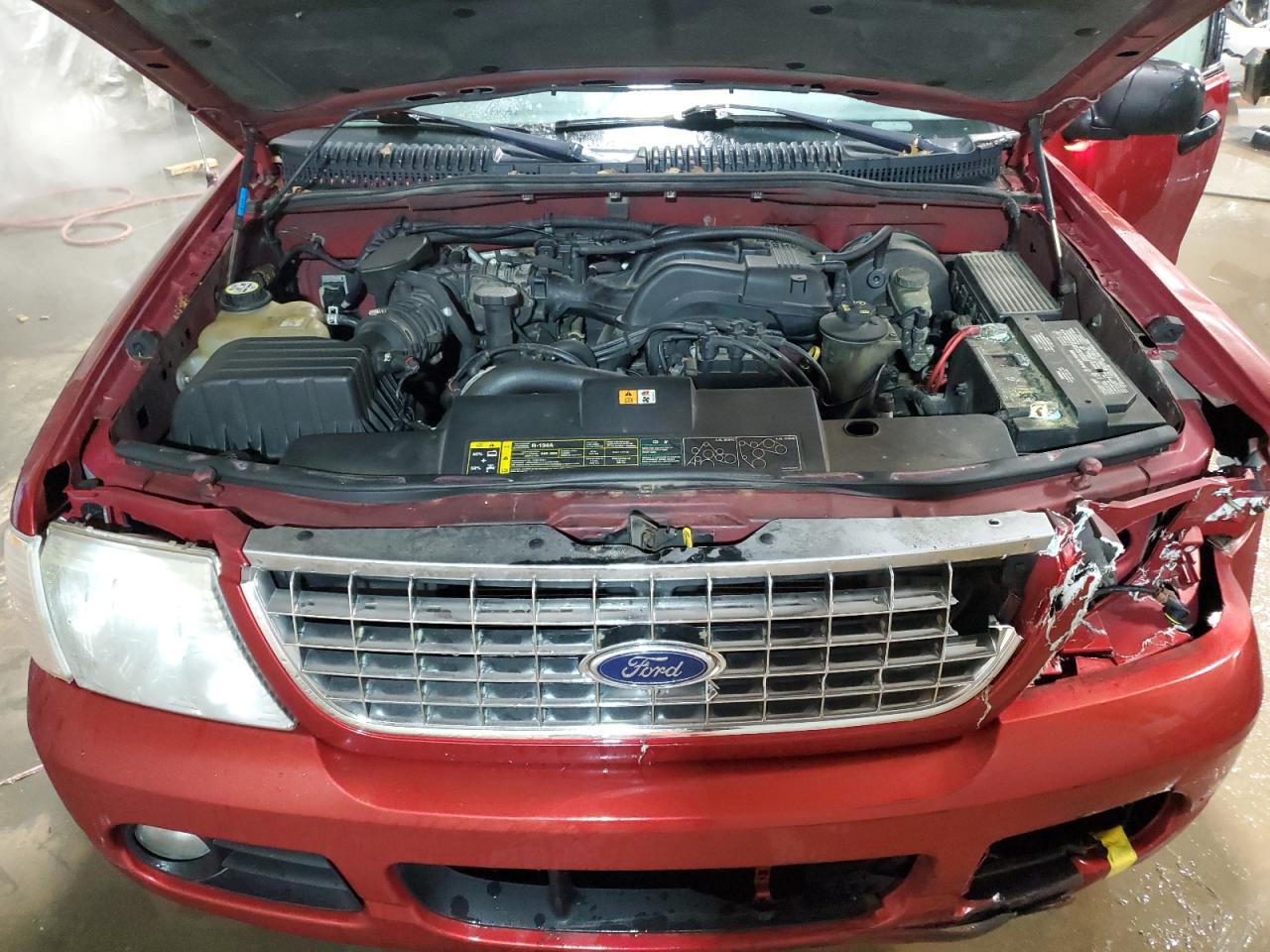 2004 Ford Explorer - Image 12