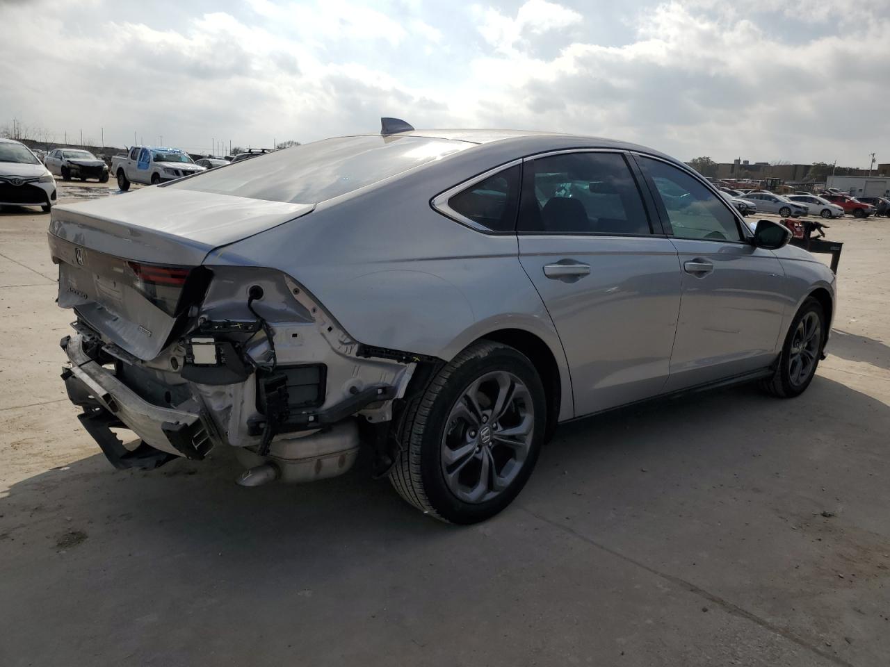 2024 Honda Accord - Image 3