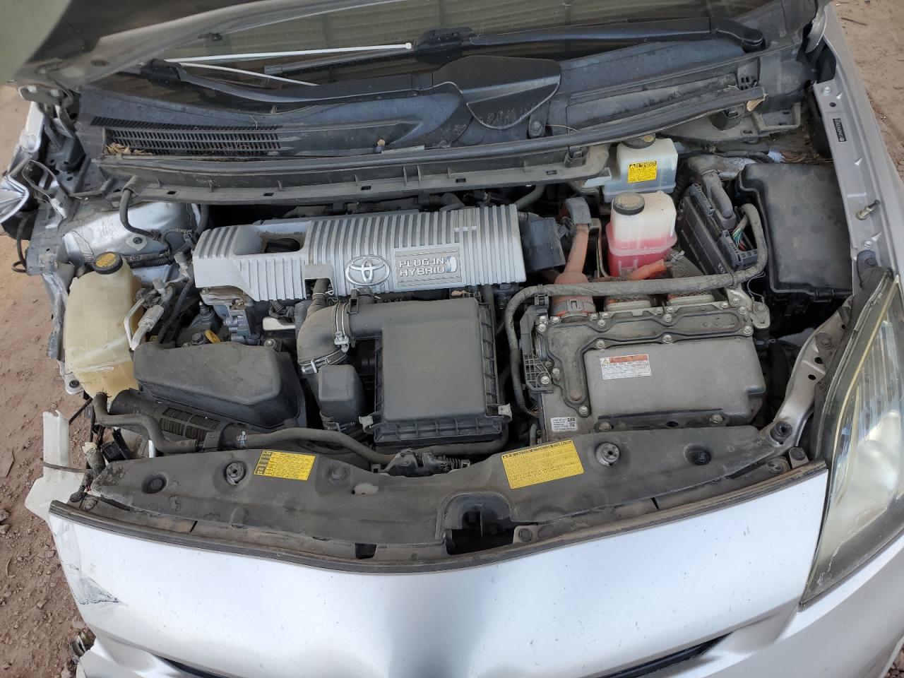 2012 Toyota Prius - Image 11