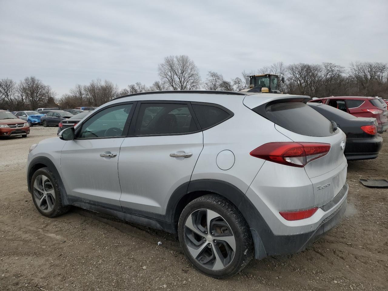 2016 Hyundai Tucson - Image 2