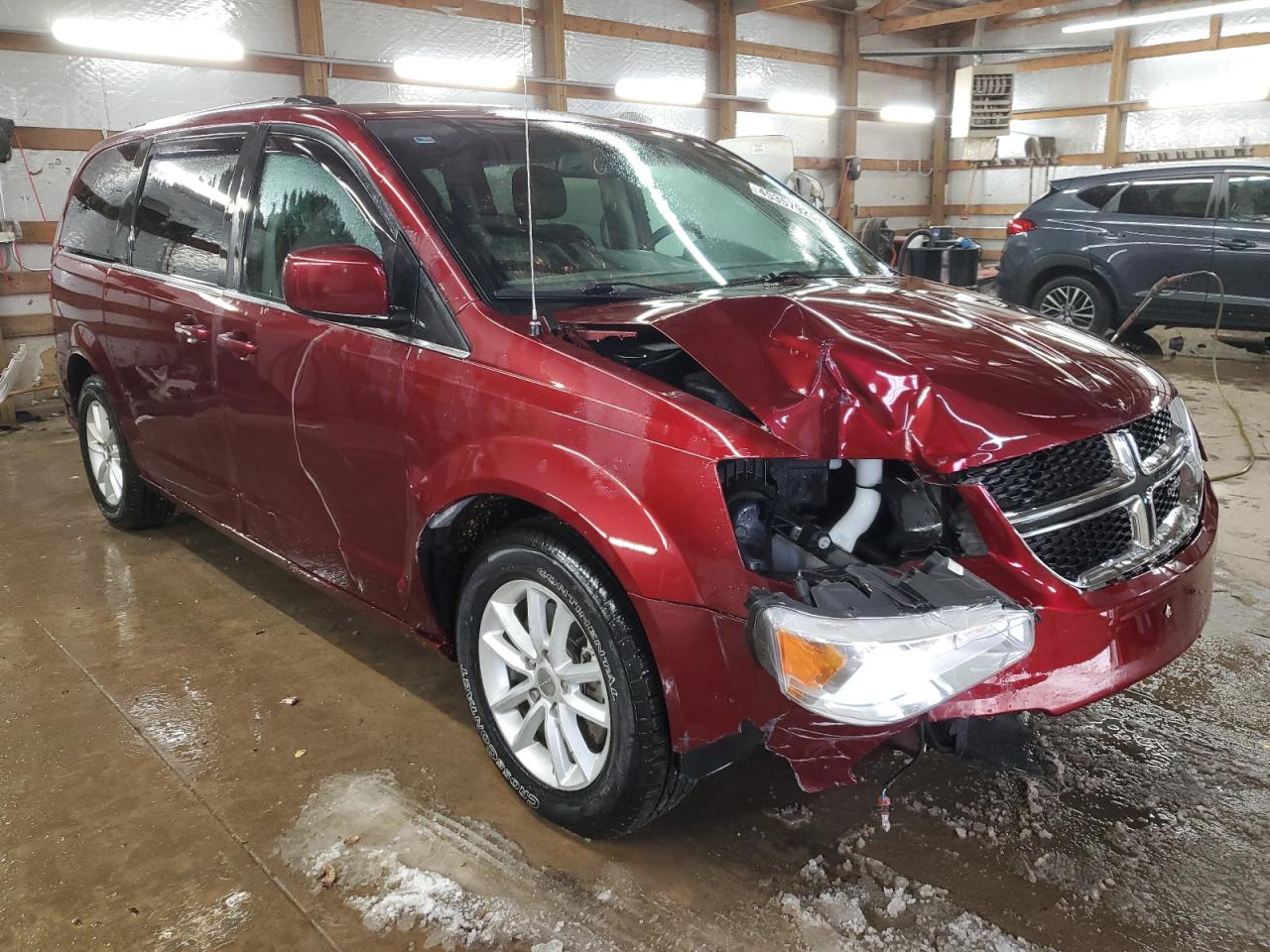 2019 Dodge Caravan - Image 4